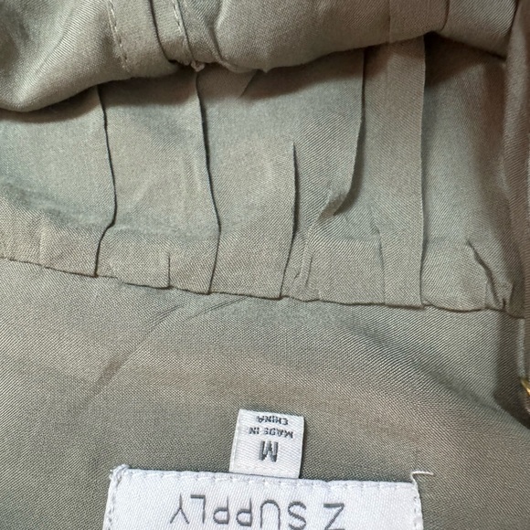 Z Supply Light Green Maxi Dress Size Medium.   E11 - Picture 4 of 17